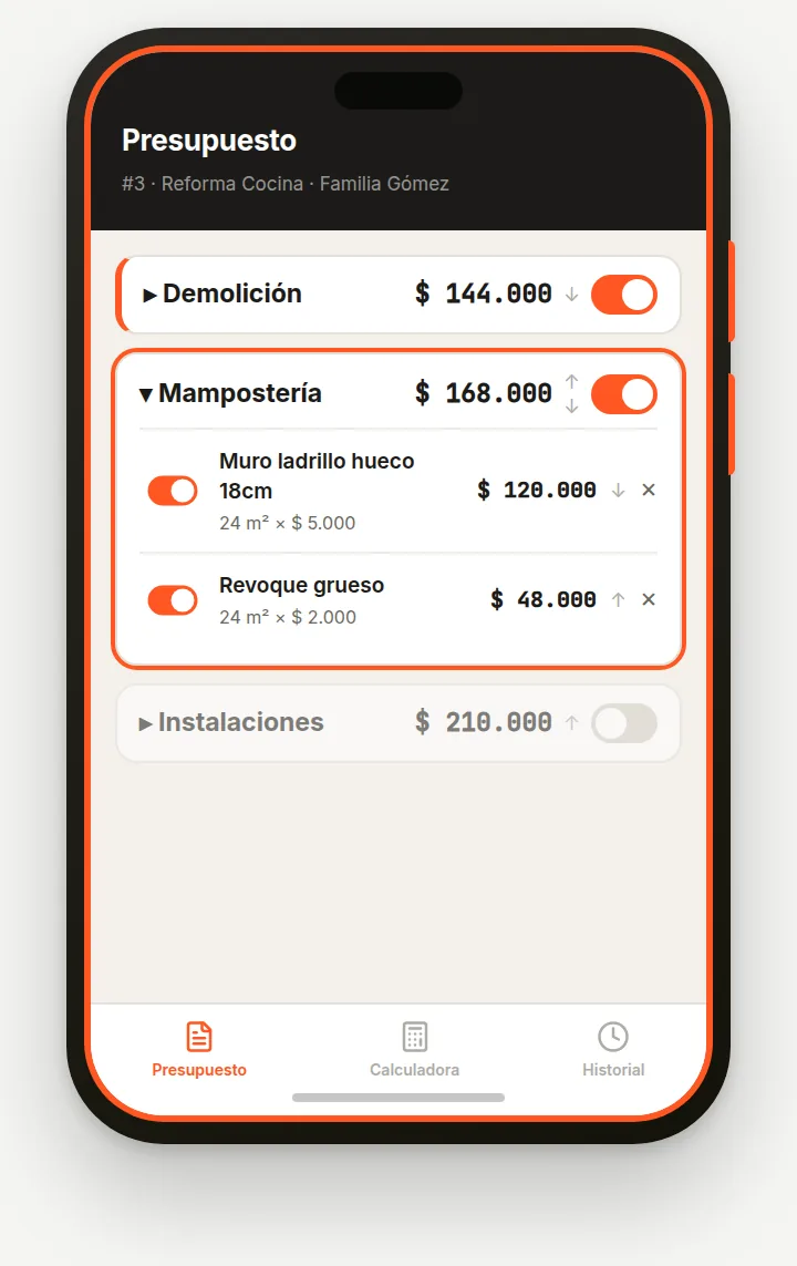 Presupuesto con rubros ordenables con flechas arriba y abajo y ítems con X para borrar